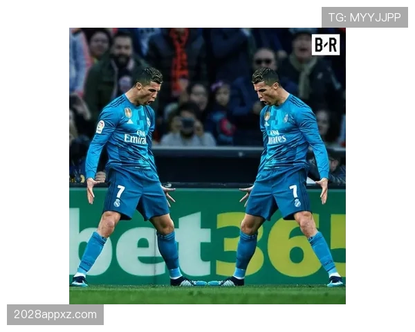 本泽马与C罗历史地位之辨：荣誉体系与巅峰年限如何塑造结构性差异