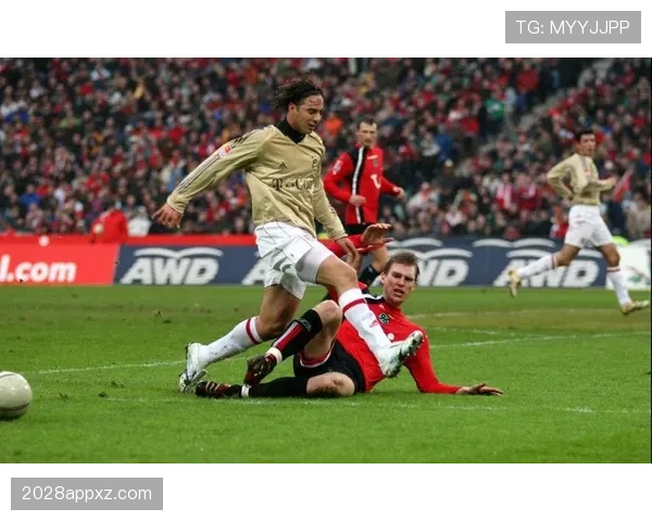 接触开始与结束地点如何影响足球犯规判罚标准解析